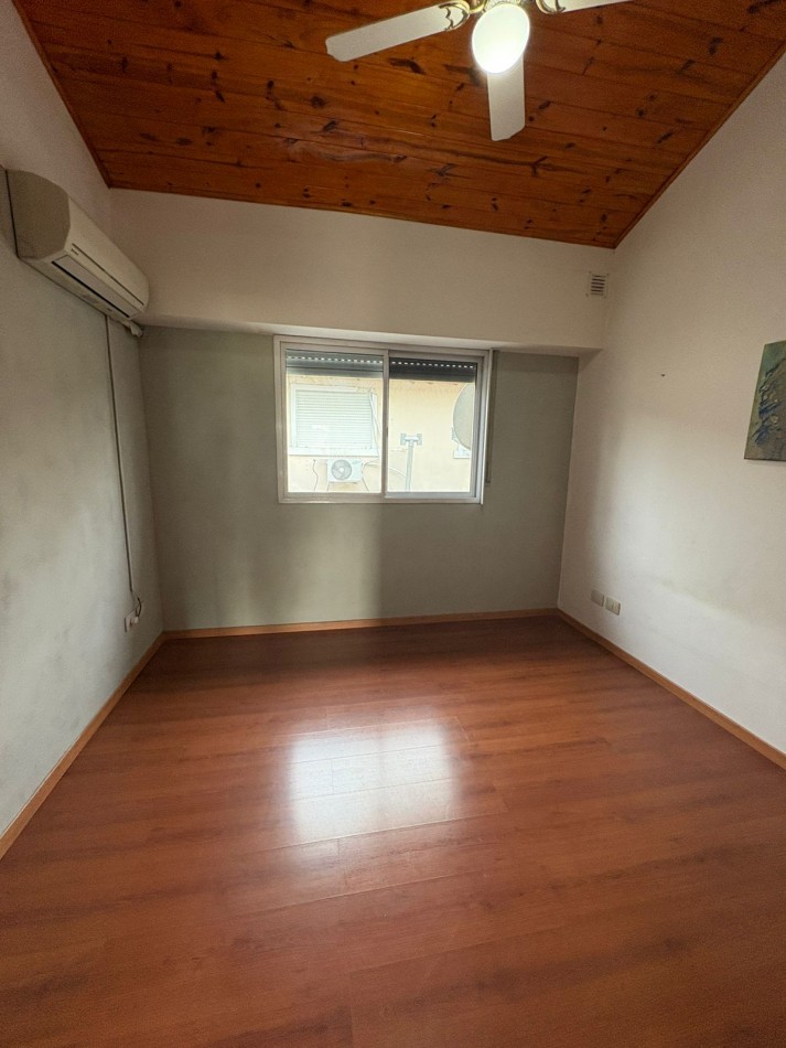 DEPARTAMENTO DE 3 AMB. EN VENTA EN BARRIO CANGURO