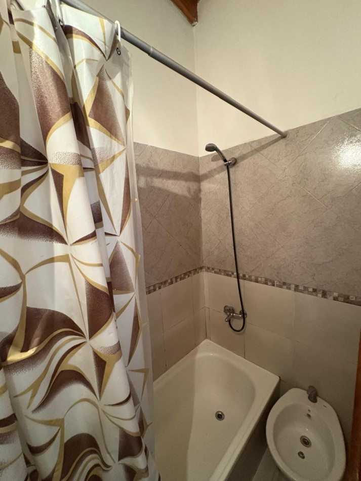 DEPARTAMENTO 2 AMBIENTES CON BALCON EN ALQUILER 