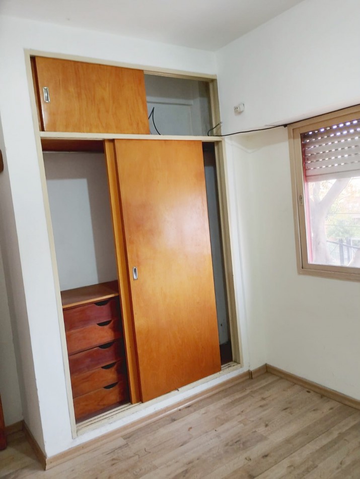 DEPARTAMENTO 2 AMBIENTES CON COCHERA CASEROS