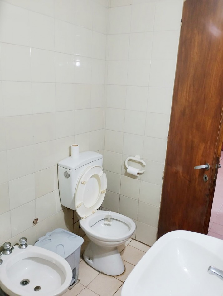 DEPARTAMENTO 2 AMBIENTES CON COCHERA CASEROS