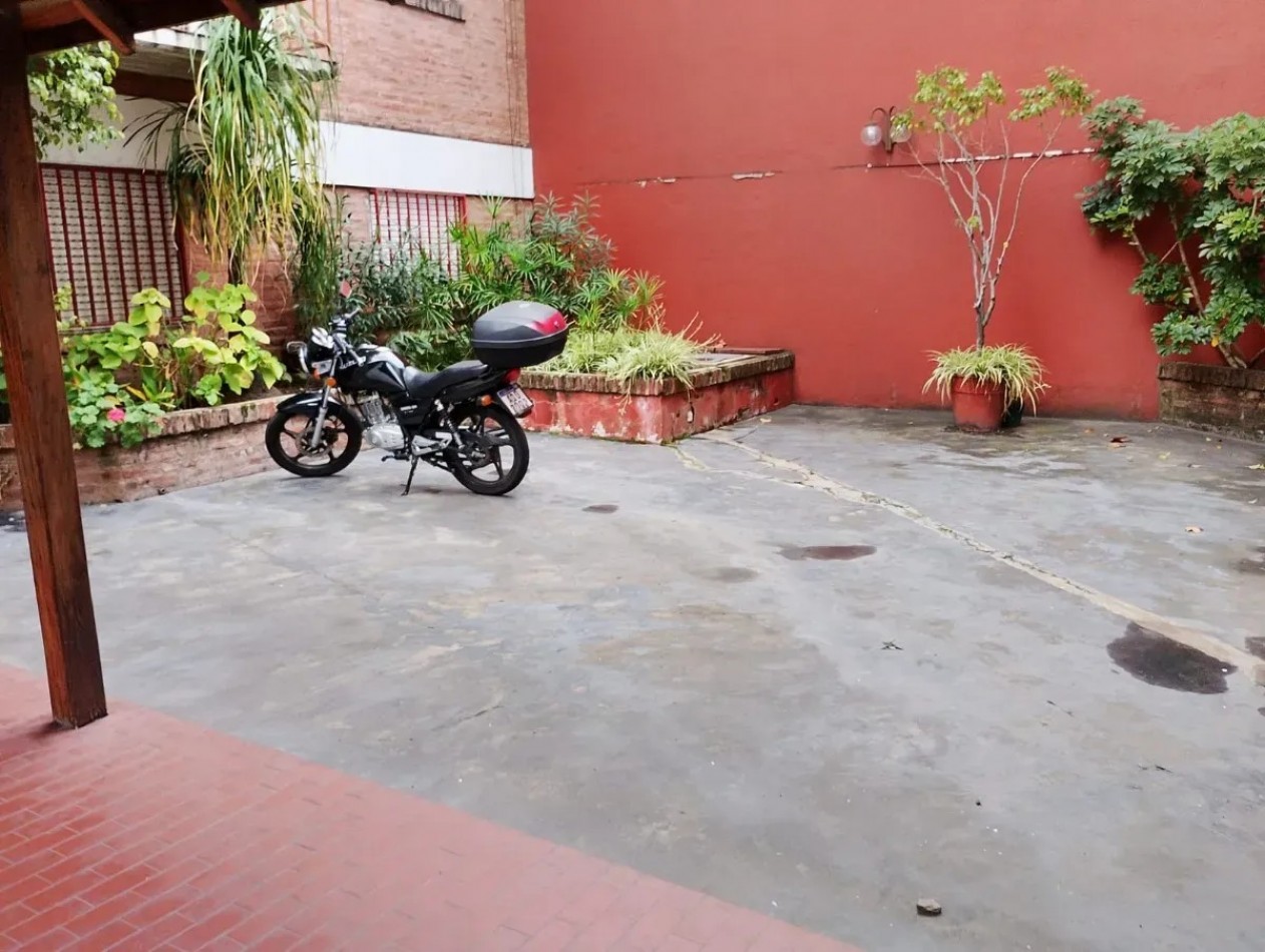 DEPARTAMENTO 2 AMBIENTES CON COCHERA CASEROS