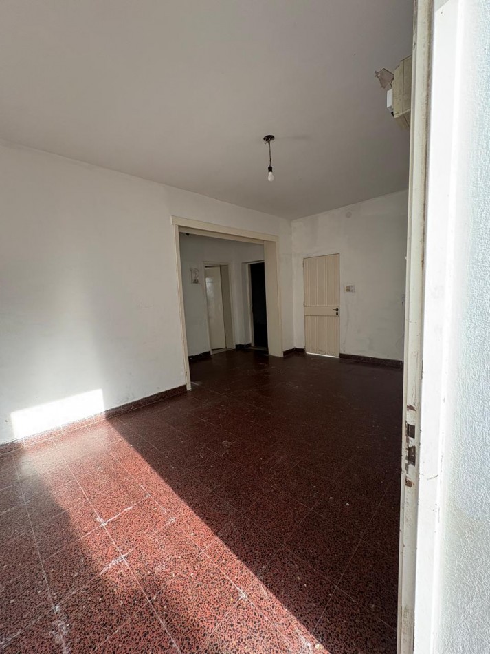 PH DOS AMBIENTES AL FONDO CON PATIO EN VENTA OPORTUNIDAD