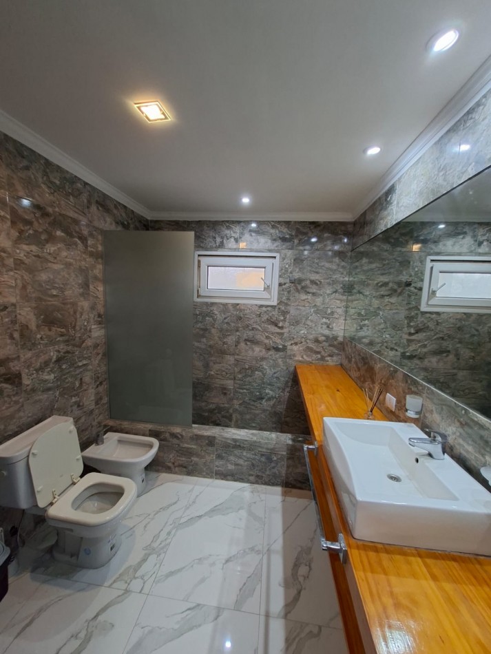 CASA 5 AMBIENTES EN ALQUILER , BARRIO LOS PARAISOS CARDALES