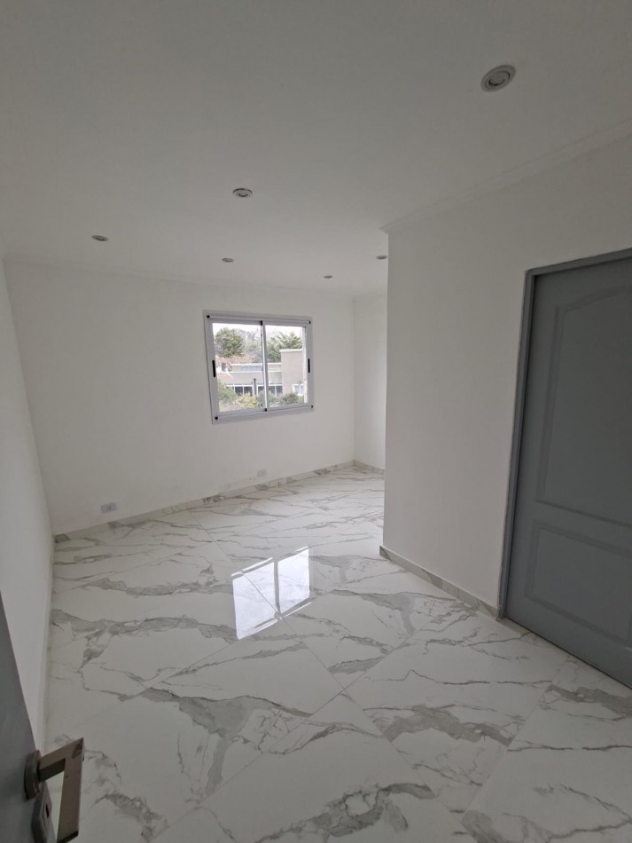 CASA 5 AMBIENTES EN ALQUILER , BARRIO LOS PARAISOS CARDALES