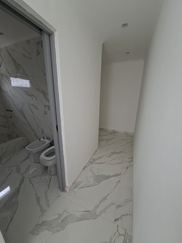 CASA 5 AMBIENTES EN ALQUILER , BARRIO LOS PARAISOS CARDALES