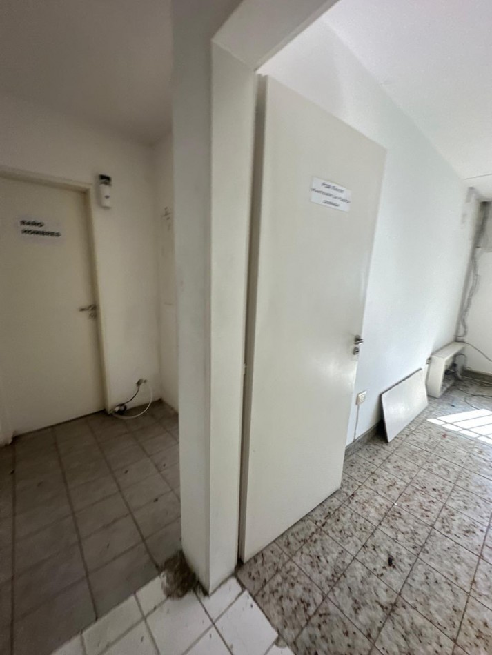 GALPON EN ALQUILER VICENTE LOPEZ 900M2