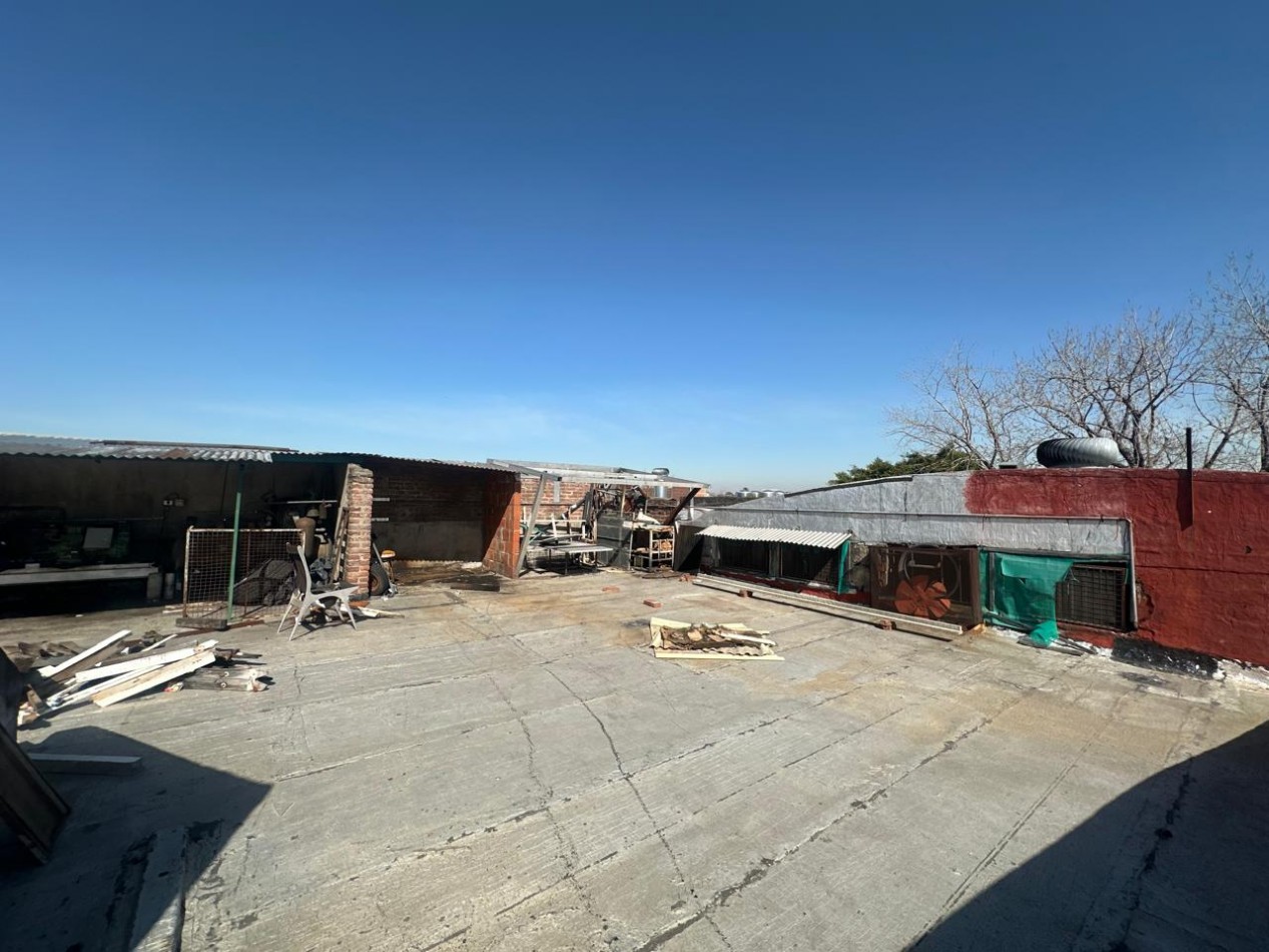 GALPON EN ALQUILER VICENTE LOPEZ 900M2