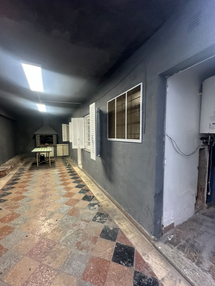 CASA EN ALQUILER 3 AMBIENTES MARTIN CORONADO