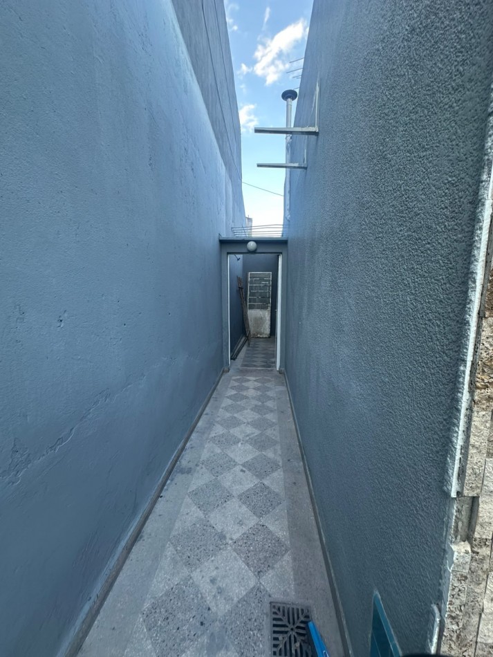 CASA EN ALQUILER 3 AMBIENTES MARTIN CORONADO