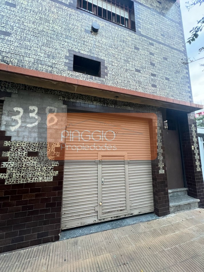 LOCAL FRENTE AL BARRIO PRVADO DE CANGURO!!