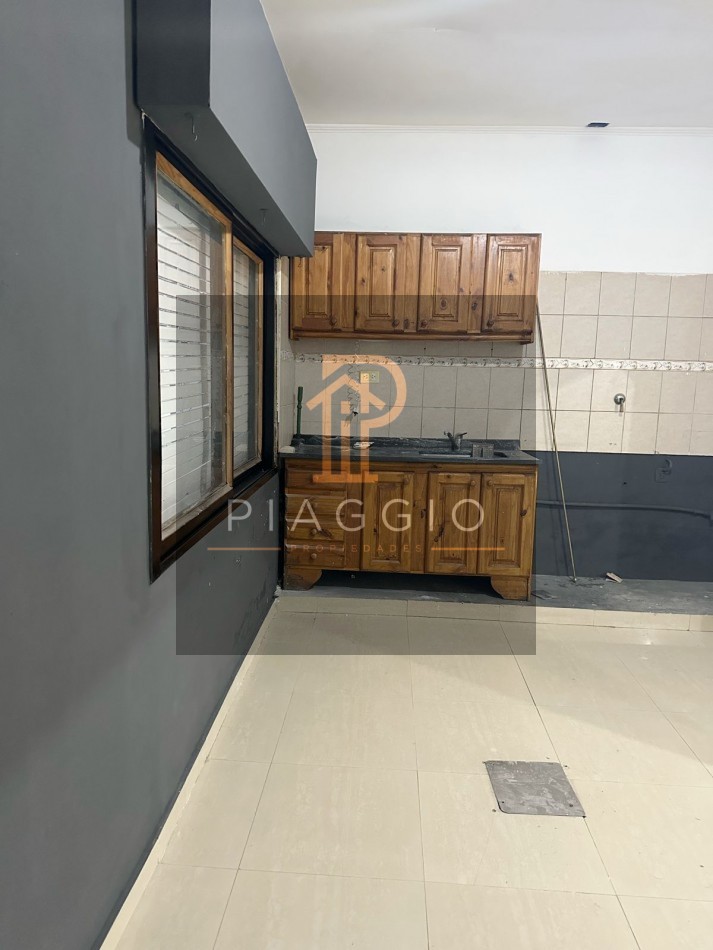 CASA EN ALQUILER 3 AMBIENTES EN PABLO PODESTA 