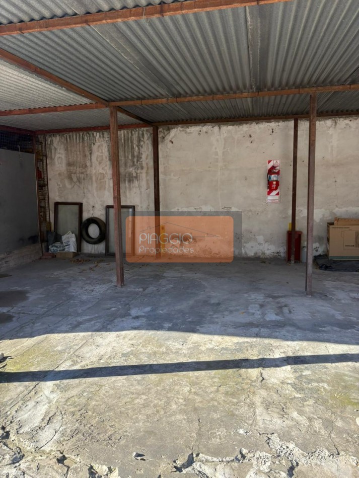 DEPARTAMENTO TRES AMBIENTES CON COCHERA EN VENTA 