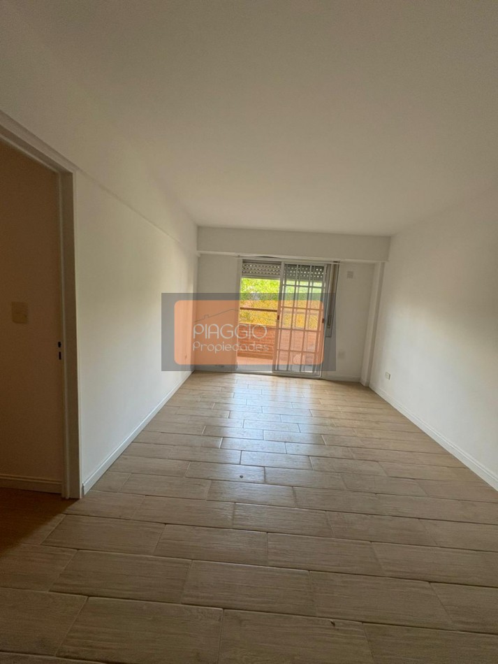 DEPARTAMENTO 3 AMBIENTES CON COCHERA Y BALCON EN ALQUILER