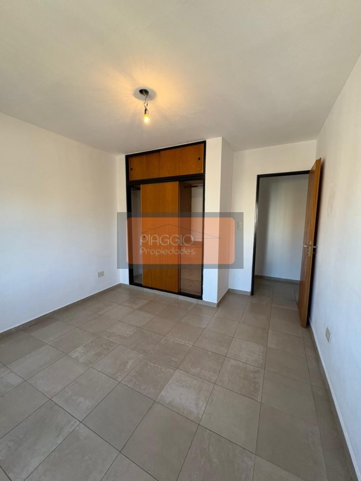 DEPARTAMENTO CON PATIO EN ALQUILER