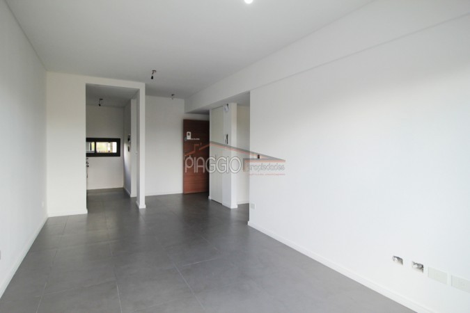 Hermoso! Departamento 2Amb. al Frente c/ Cochera, Parrilla y Pileta