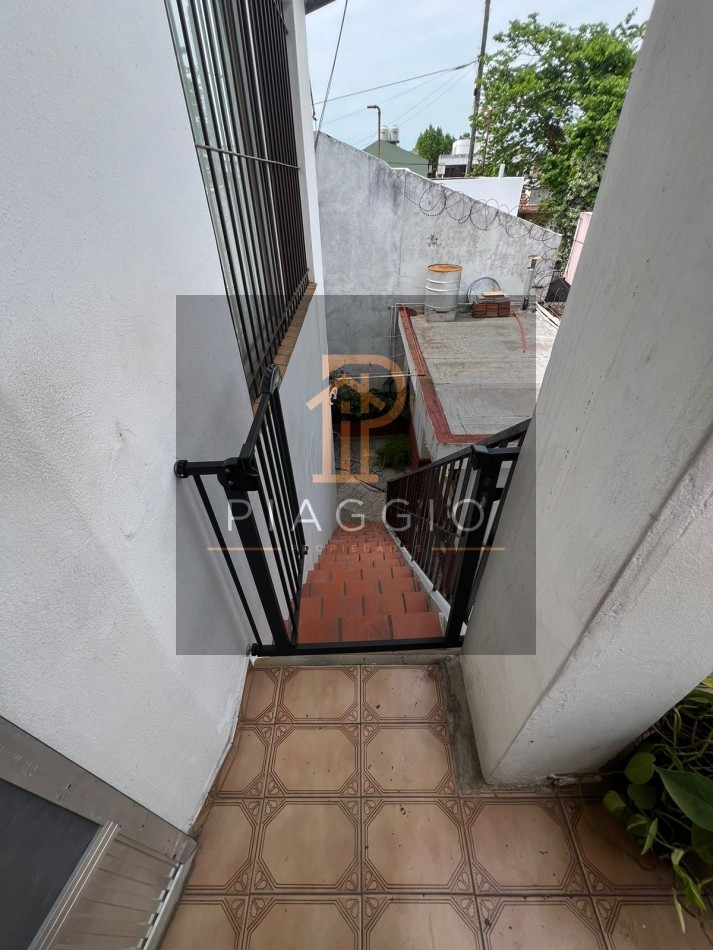  PH. 4 AMBIENTES EN PRIMER PISO EN BOULOGNE 