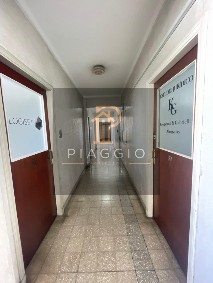 OFICINA A UNA CUADRA DEL CENTRO DE SAN MARTIN!! VENTA Y/O ALQUILER