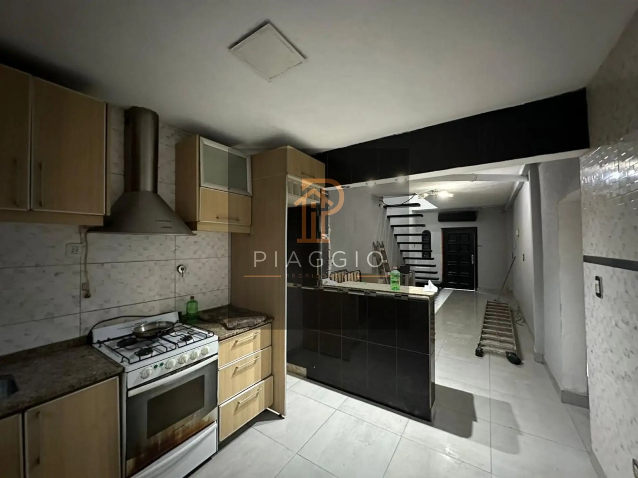 CASA EN VENTA - LOMA HERMOSA