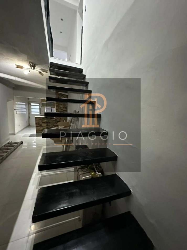 CASA EN VENTA - LOMA HERMOSA