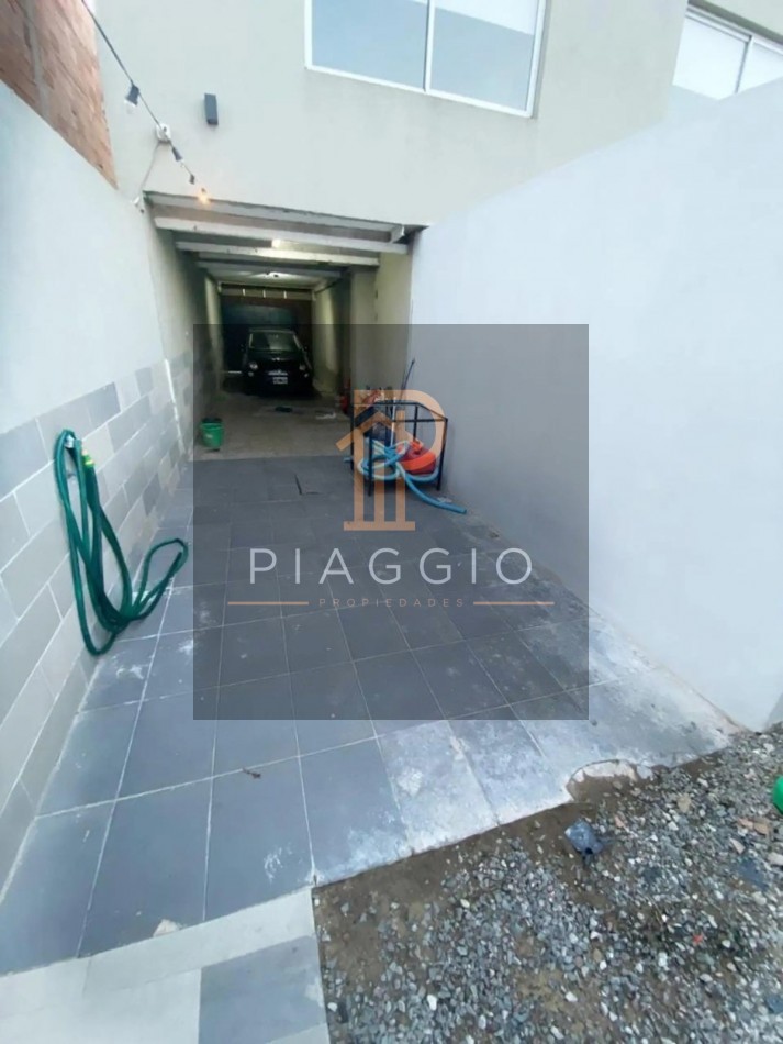 CASA EN VENTA - LOMA HERMOSA