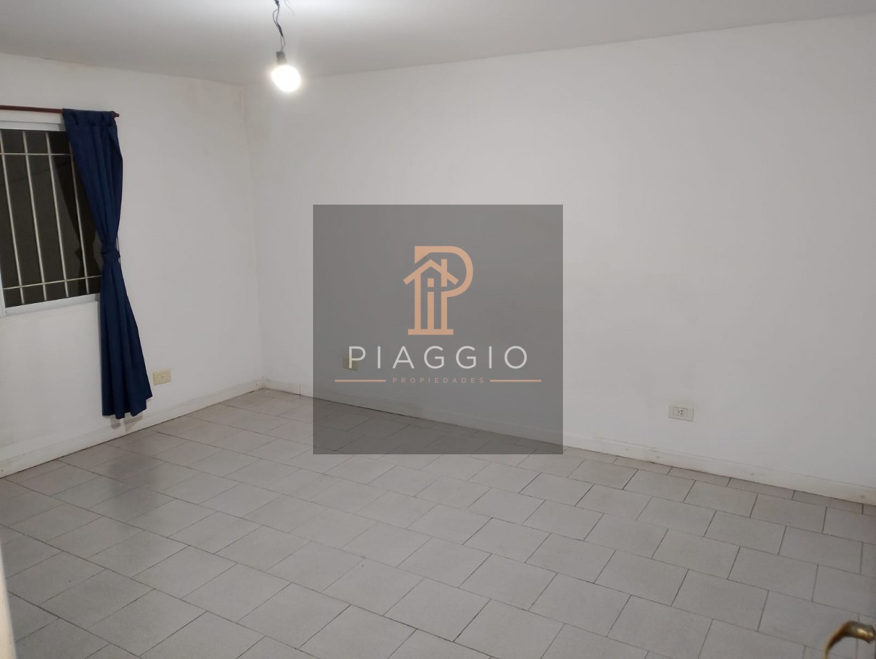 DEPARTAMENTO DOS AMBIENTES EN ALQUILER CON PATIO