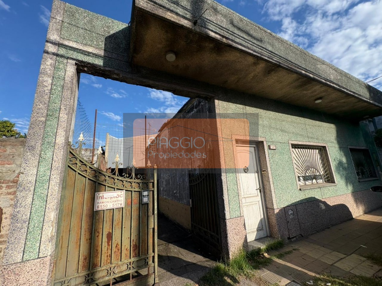 CASA CON IMPORTANTE GALPON AL FONDO 