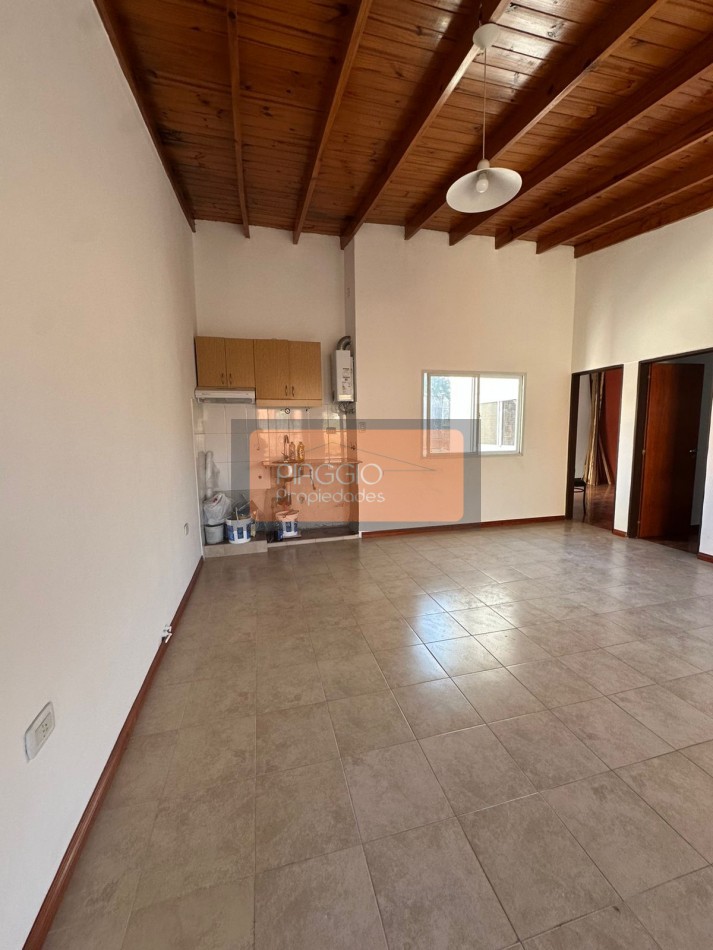 NUEVO INGRESO!! PH. EN PRIMER PISO 3 AMBIENTES CON BALCON