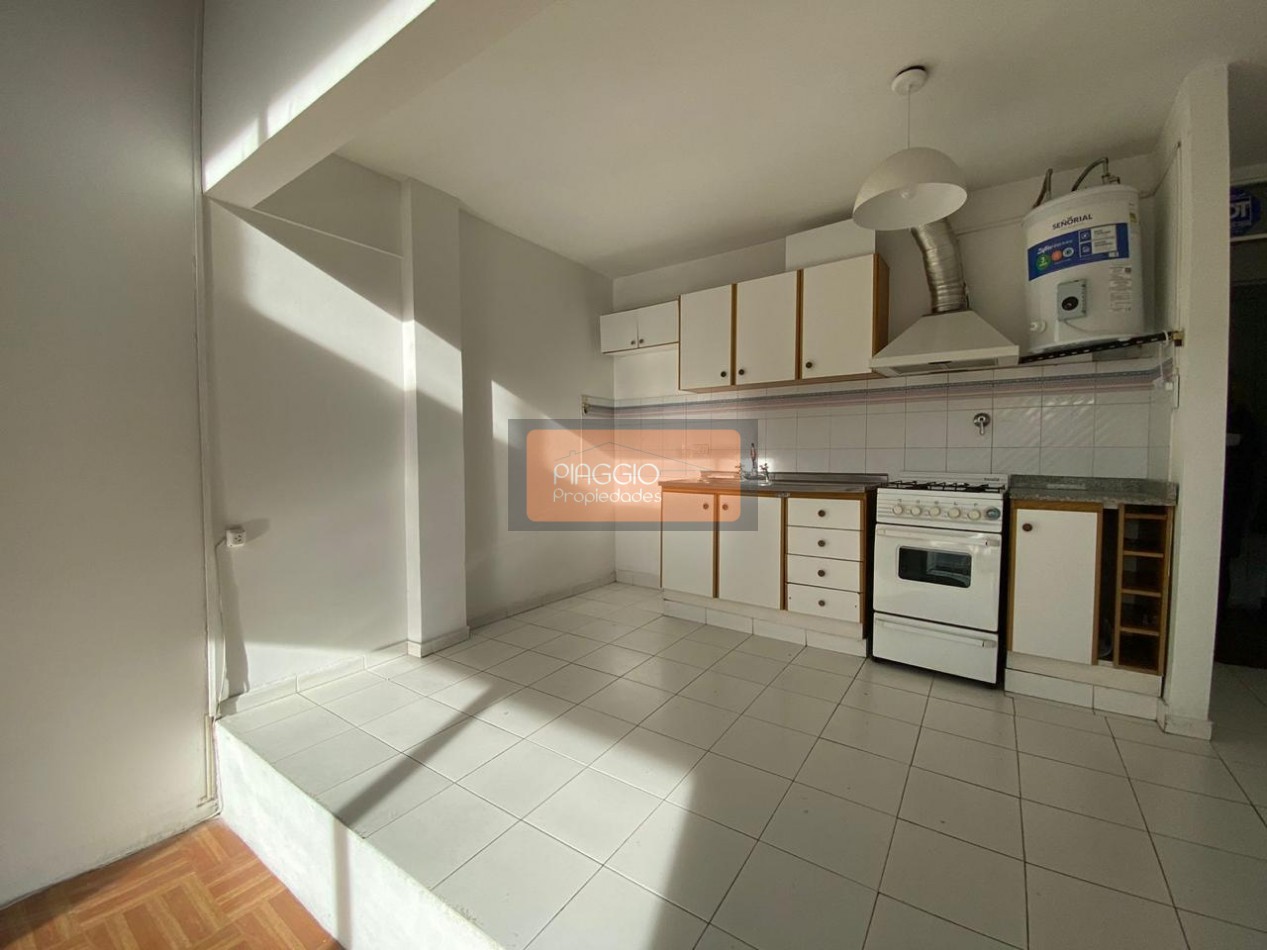 DEPARTAMENTO TIPO LOFT CON BALCON SUPER LUMINOSO EN VENTA