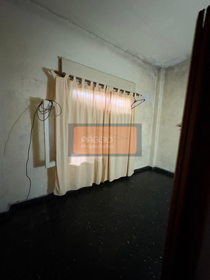 CASA SOBRE LOTE PROPIO- EXCELENTE OPORTUNIDAD DE INVERSION A LA VENTA 