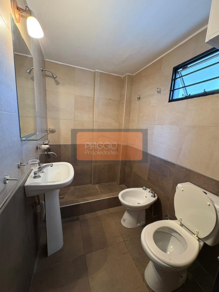 DEPARTAMENTO CON PATIO EN ALQUILER