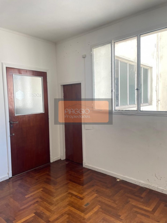 OFICINA A UNA CUADRA DEL CENTRO DE SAN AMRTIN!! VENTA Y/O ALQUILER