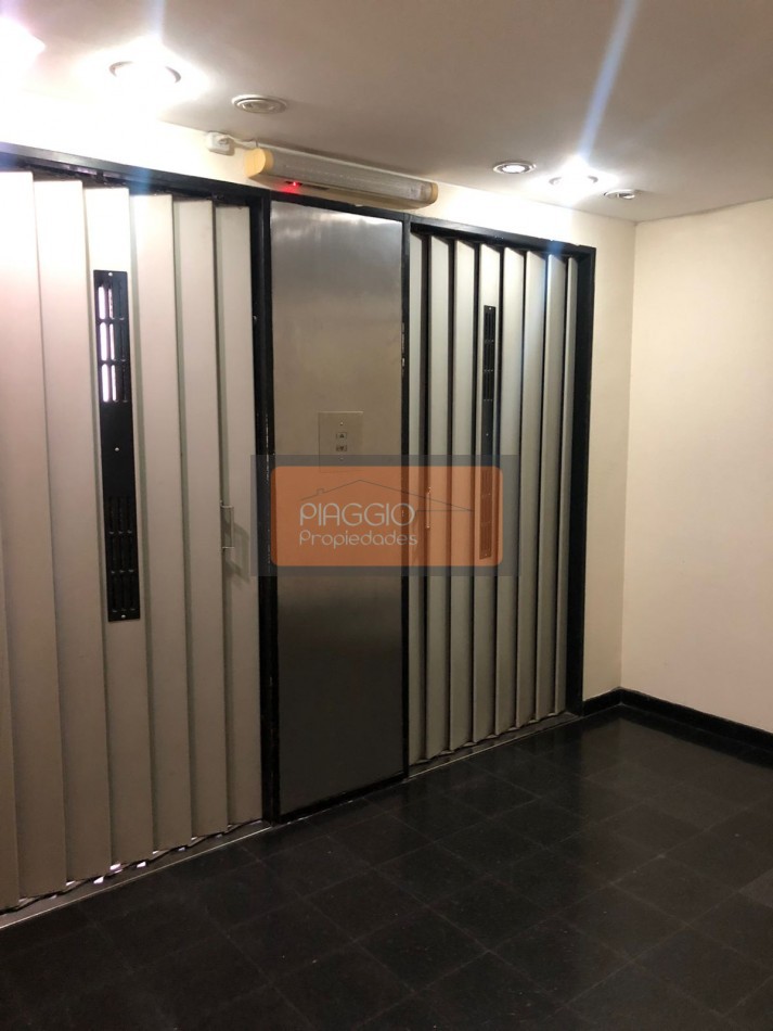 DEPARTAMENTO MONOAMBIENTE EN ALQUIER A PASOS DEL OBELISCO