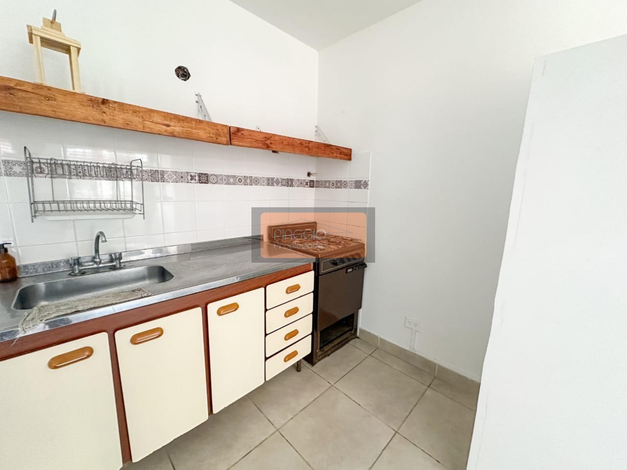 DEPARTAMENTO TRES AMBIENTES CON BALCON EN ALQUILER
