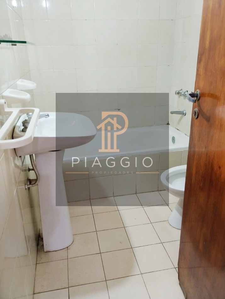 DEPARTAMENTO 2 AMBIENTES CON COCHERA CASEROS