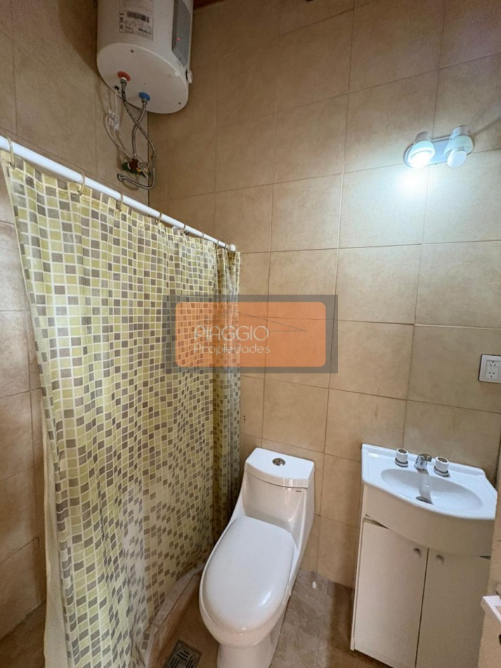 MONOAMBIENTE COMODO, MUY LUMINOSO EN ALQUILER.