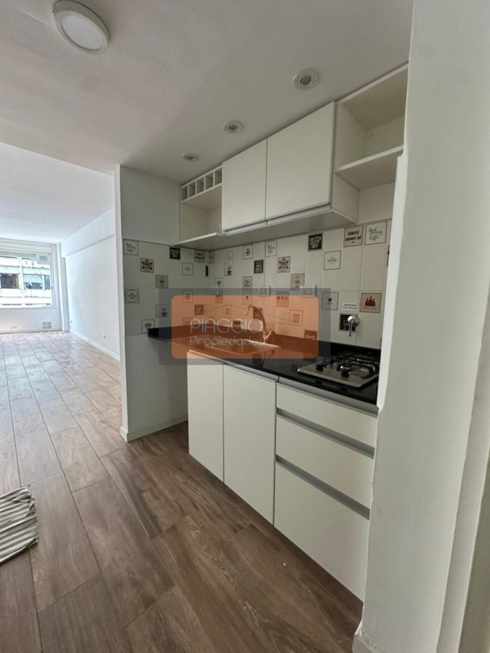 DEPARTAMENTO MONOAMBIENTE EN ALQUIER A PASOS DEL OBELISCO