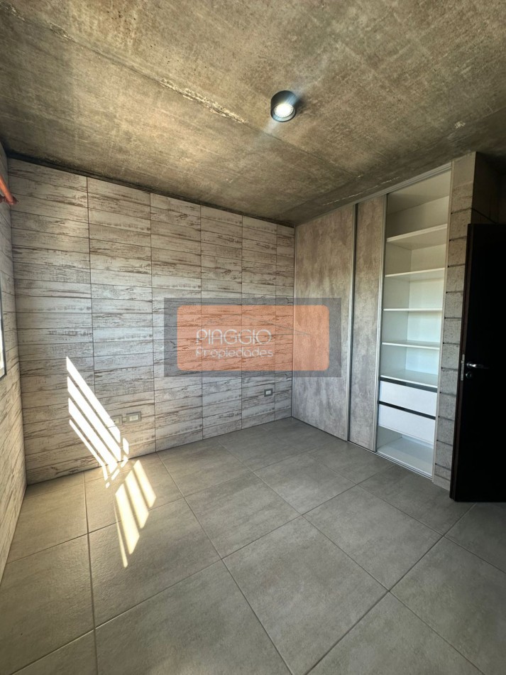 DUPLEX 4 AMBIENTES ESTILO INDUSTRIAL- VILLA ADELINA