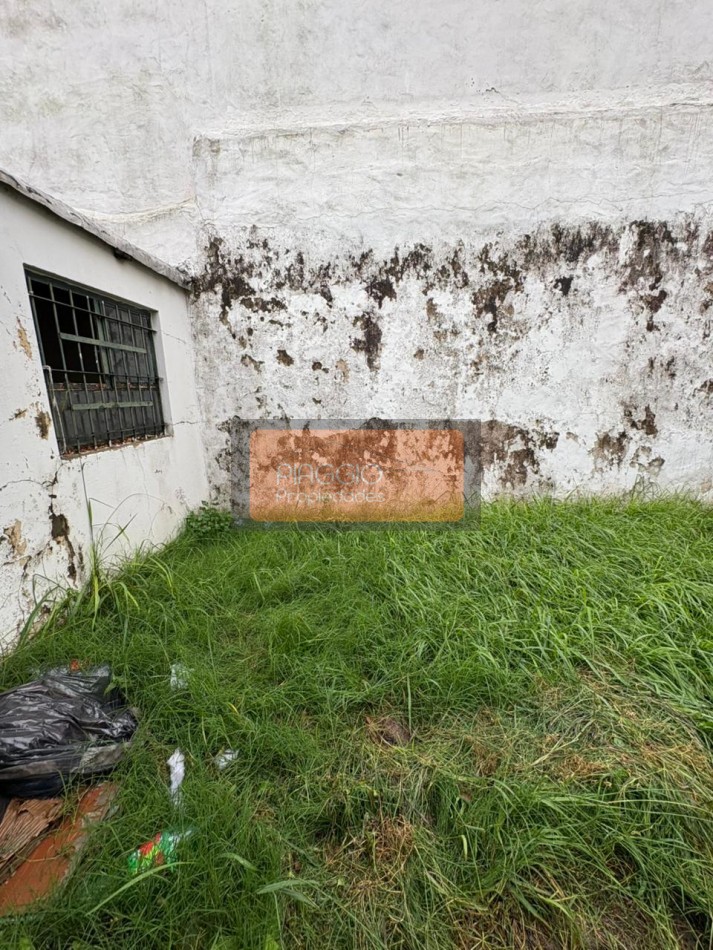 CASA SOBRE LOTE PROPIO- EXCELENTE OPORTUNIDAD DE INVERSION A LA VENTA 