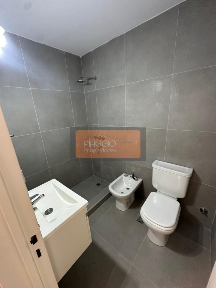 DEPARTAMENTO MONOAMBIENTE EN ALQUIER A PASOS DEL OBELISCO