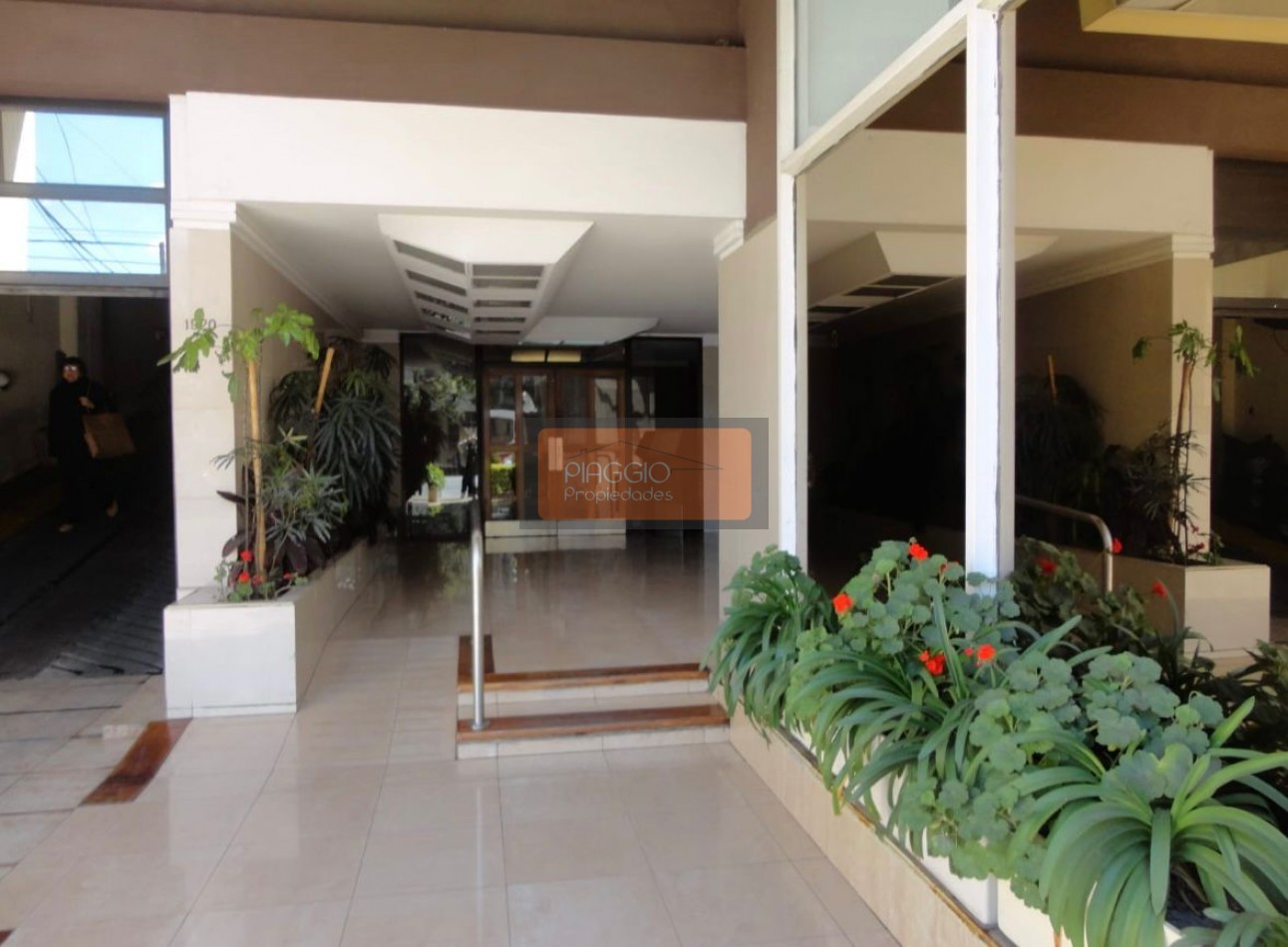 DEPARTAMENTO DOS AMBIENTES MUY LUMINOSO 