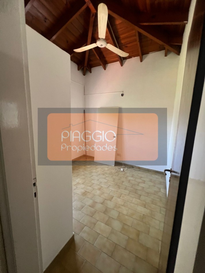 CASA QUINTA EN ALQUILER, 4 AMBIENTES CON IMPORTANTE PARQUE Y PILETA!!!