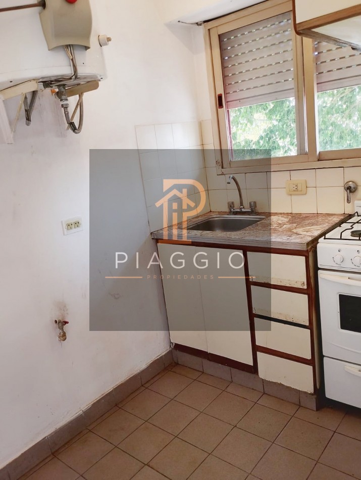 DEPARTAMENTO 2 AMBIENTES CON COCHERA CASEROS
