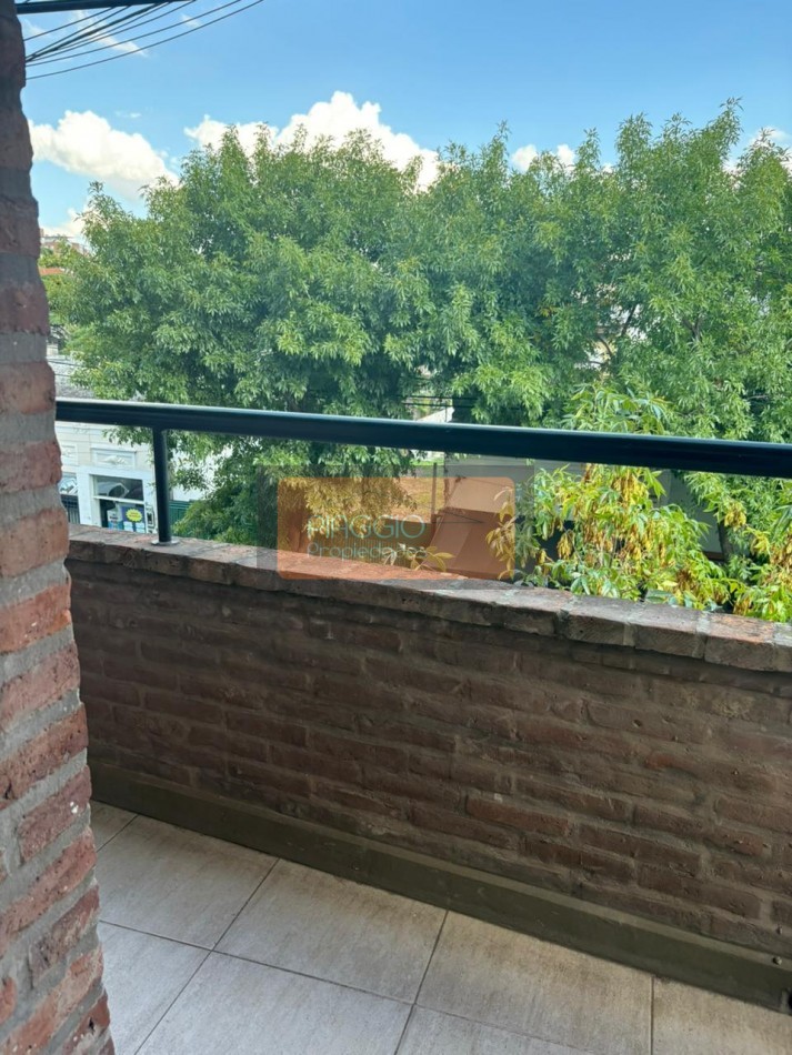 DEPARTAMENTO 3 AMBIENTES CON COCHERA Y BALCON EN ALQUILER