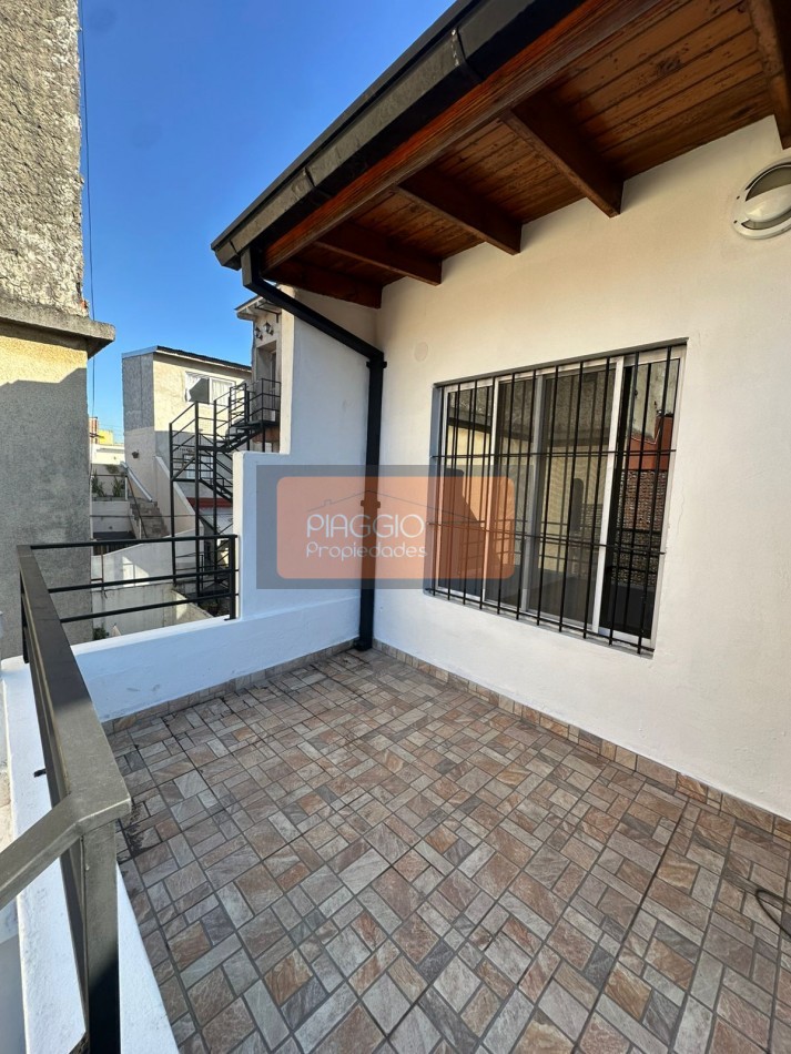 NUEVO INGRESO!! PH. EN PRIMER PISO 3 AMBIENTES CON BALCON