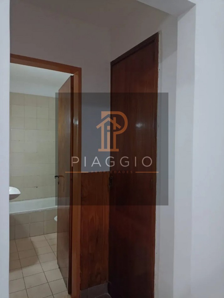 DEPARTAMENTO 2 AMBIENTES CON COCHERA CASEROS