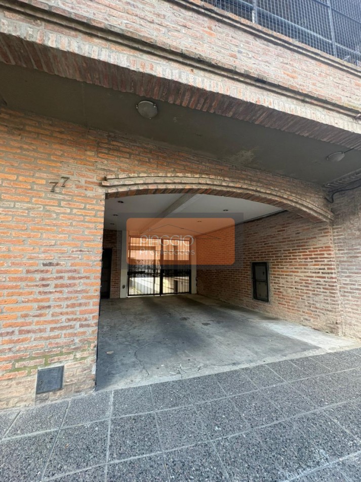 DEPARTAMENTO 3 AMBIENTES CON COCHERA Y BALCON EN ALQUILER