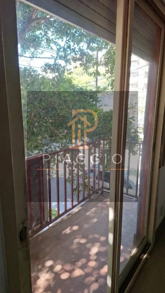DEPARTAMENTO 2 AMBIENTES CON COCHERA CASEROS