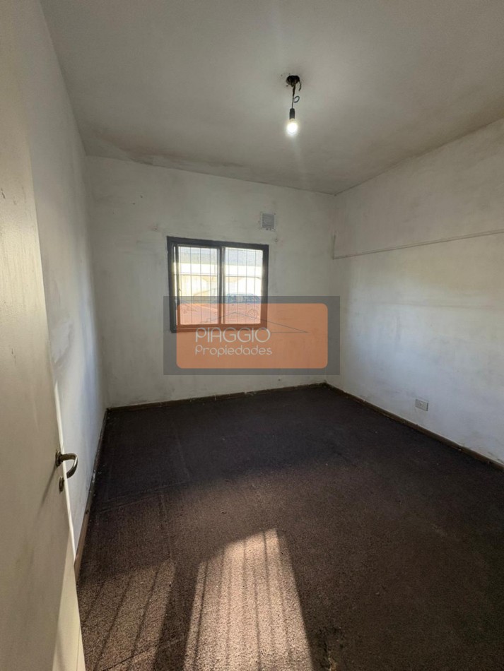 DEPARTAMENTO TRES AMBIENTES CON COCHERA EN VENTA 