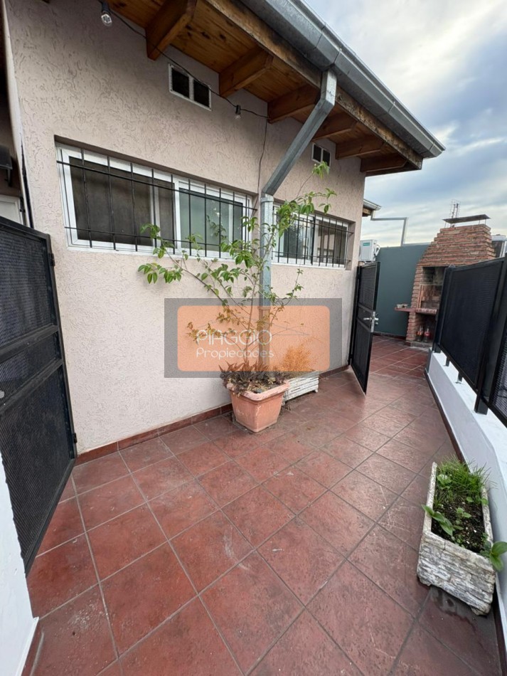 PH. 2 AMBIENTES CON PATIO Y PARRILLA EN ALQUILER