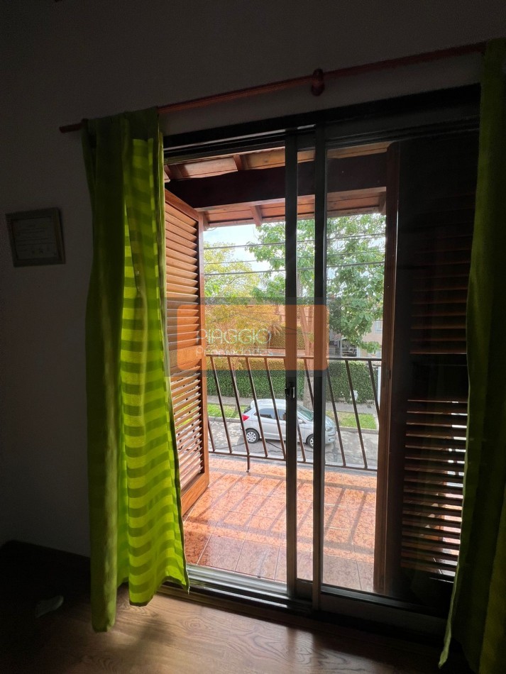  PH. 4 AMBIENTES EN PRIMER PISO EN BOULOGNE 